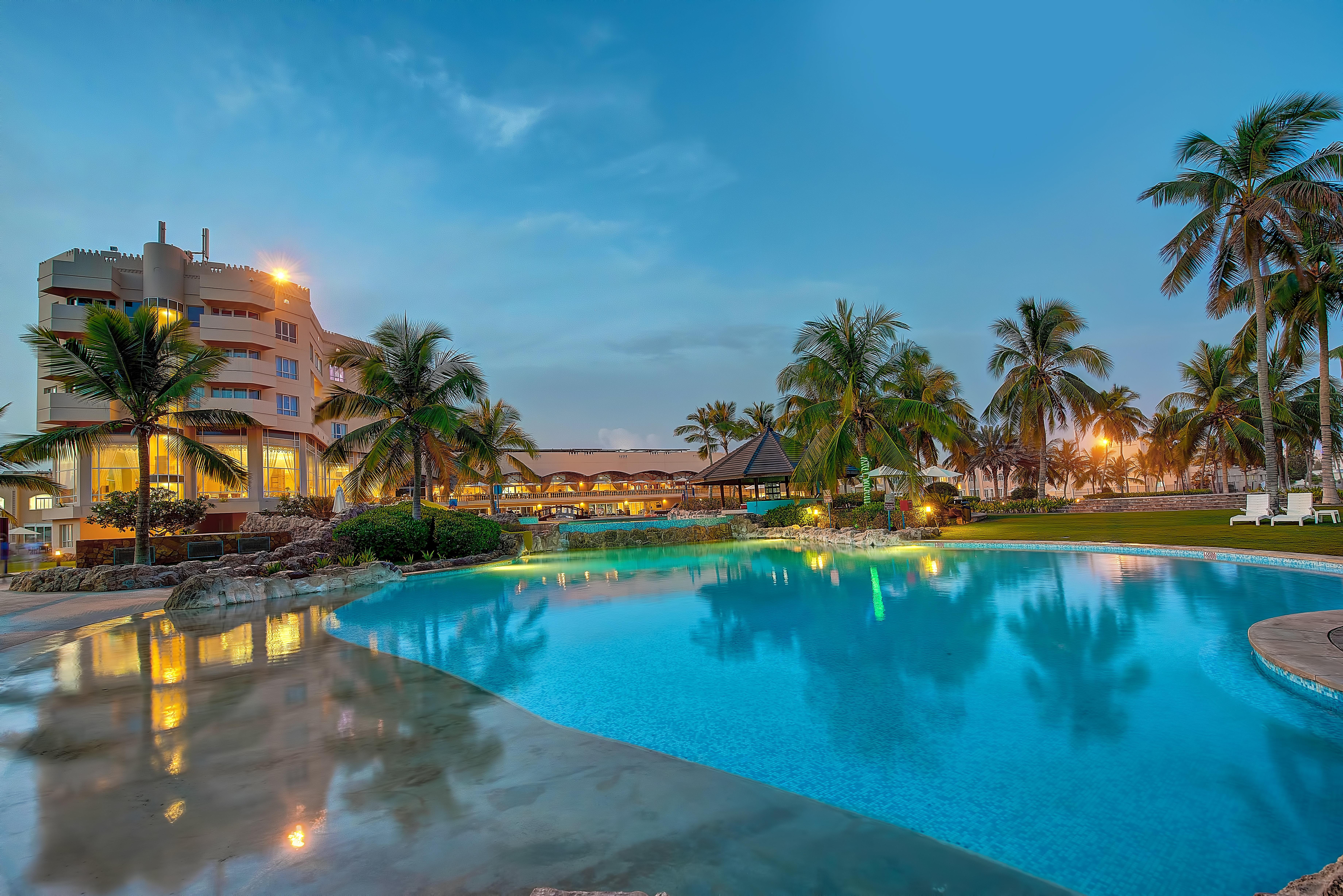 Crowne Plaza Resort Salalah By Ihg Exterior photo The pool at the Kempinski, Accra