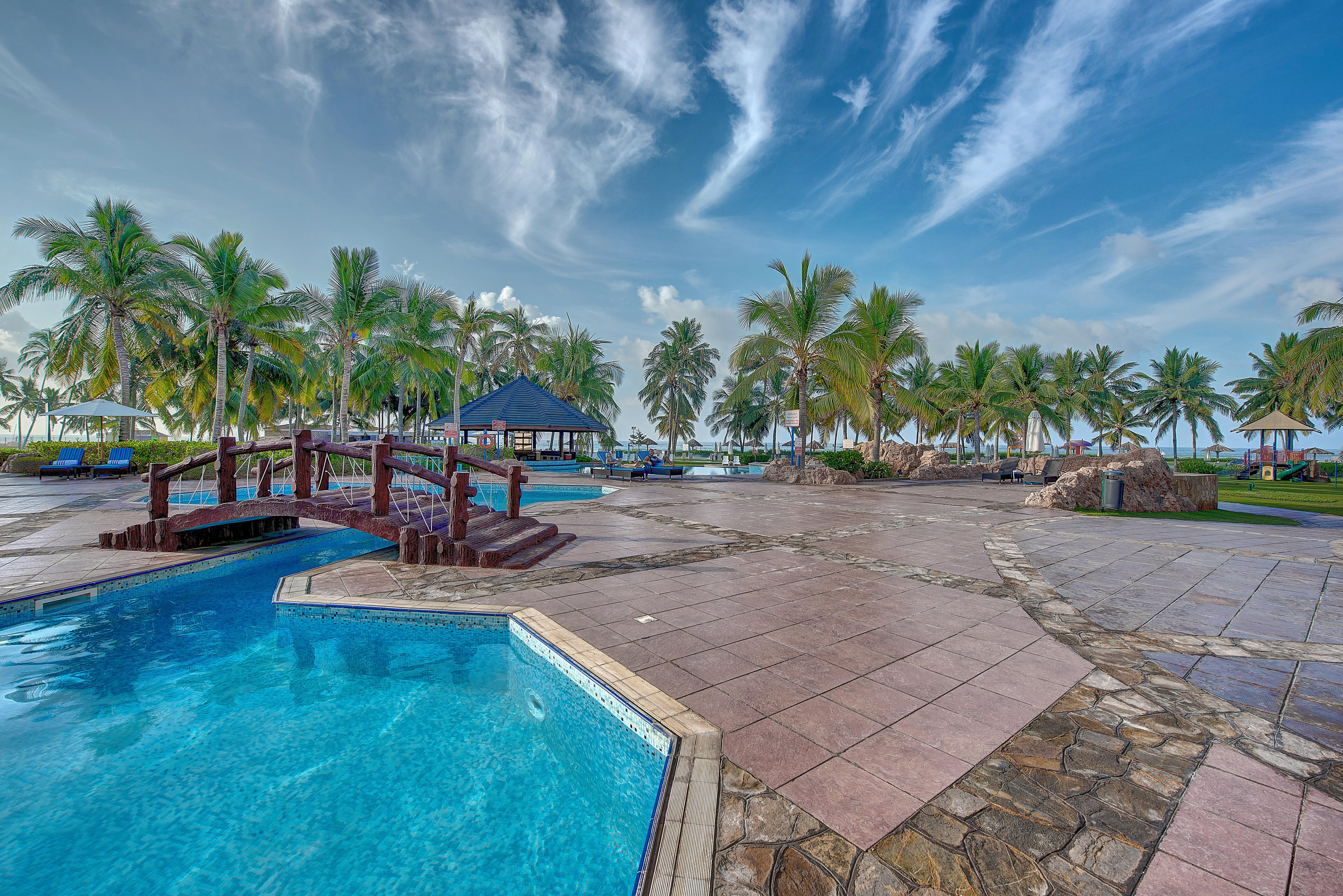 Crowne Plaza Resort Salalah By Ihg Exterior photo The pool at the resort